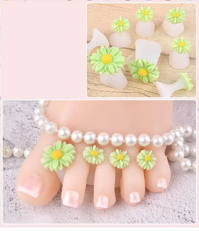 8Pcs Toe Separators Soft Silicone Cute Daisy Heart Shaped Nail Art Rhinestone Toe Locks Japanese Style Beauty Foot Care Tools