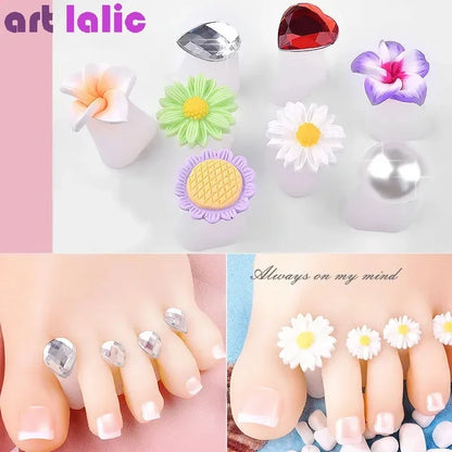 8Pcs Toe Separators Soft Silicone Cute Daisy Heart Shaped Nail Art Rhinestone Toe Locks Japanese Style Beauty Foot Care Tools